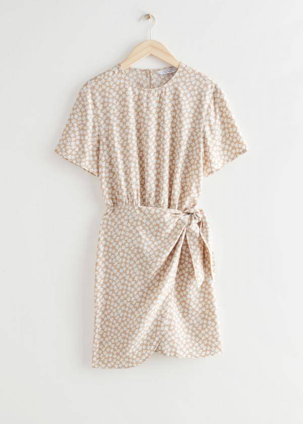 Knot Detail Mini Dress - Beige (Miniklänningar i kategorin Klänningar)