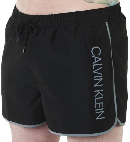 Calvin Klein Badbyxor Core Solid Short Runner Swim Shorts Svart Polyester Small Herr (Badshorts i kategorin Badkläder)