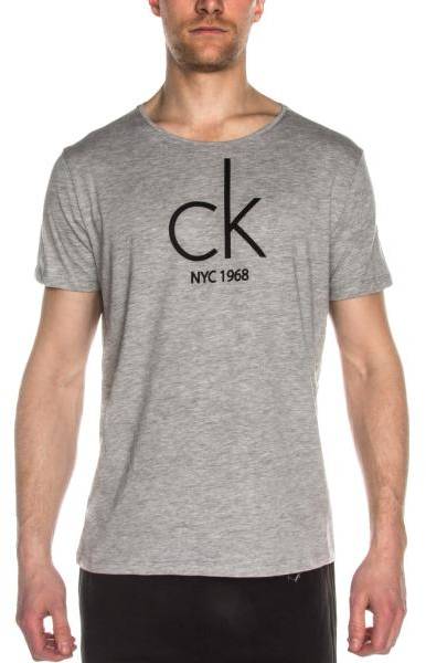Calvin Klein Ck Nyc Relaxed Crew Tee Grå Medium Herr (Övriga T-Shirts i kategorin Tshirts)