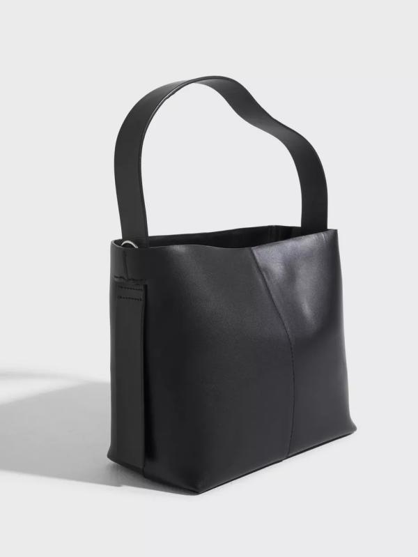 BECKSÖNDERGAARD - Axelremsväskor - Black - Nappa Fraya Small Bag - Väskor - Shoulder bags 