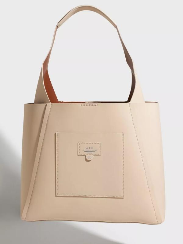 Atp Atelier - Shoppingväskor - Limestone - Sensano Nappa Tote Bag - Väskor (Handväskor i kategorin Väskor)
