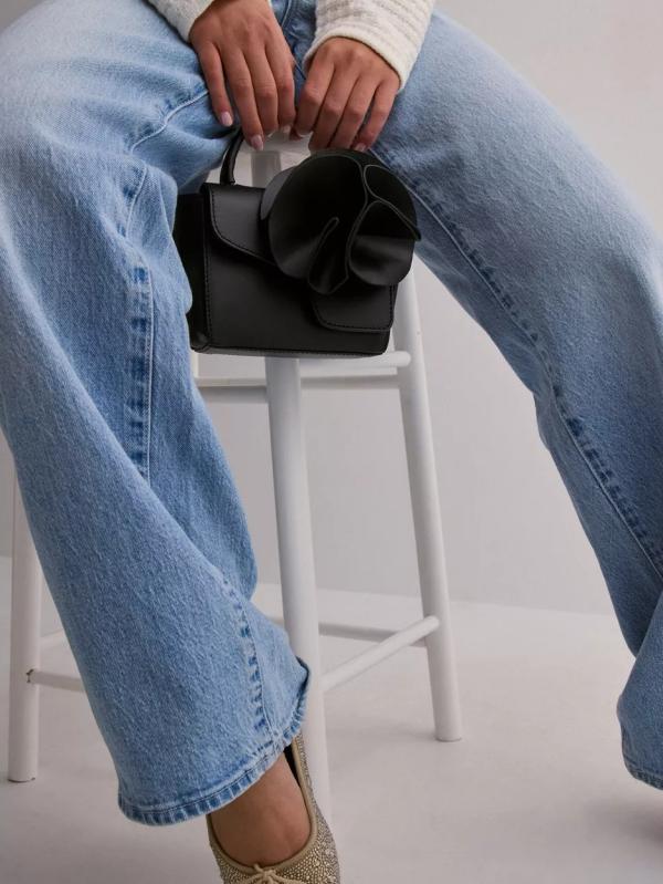 ATP ATELIER -  - Black - Montalcino Rose Leather Mini Handbag - Väskor - Handbags 