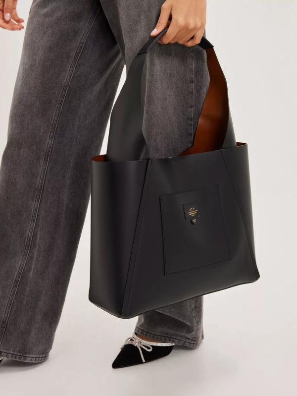 ATP ATELIER -  - Black - Sensano Nappa Tote Bag - Väskor - Handbags 