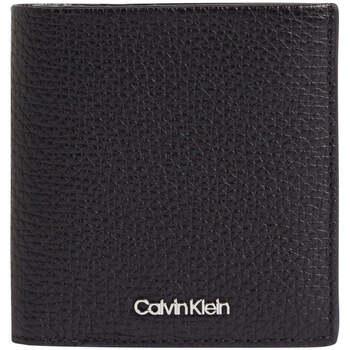  Calvin Klein Jeans  - 