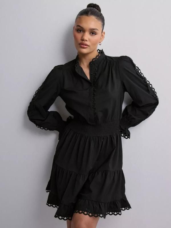 Neo Noir - Långärmade klänningar - Black - Sandringham Dress - Klänningar - Long dresses 