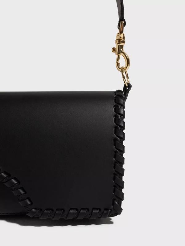 ATP ATELIER -  - Black - Assisi Stitch Leather Shoulder Bag - Väskor - Handbags 