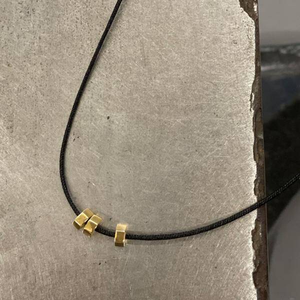 Efva Attling Nut Necklace. 70 CM - GULD 