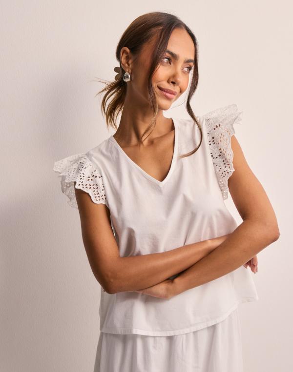 Only - Vit - Onllou Life Emb S/S Frill Top Ptm 