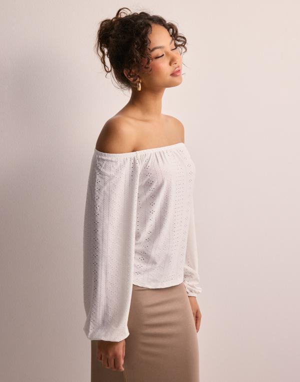 JDY - Vit - Jdycathinka L/S Off Shoulder Top Jr 