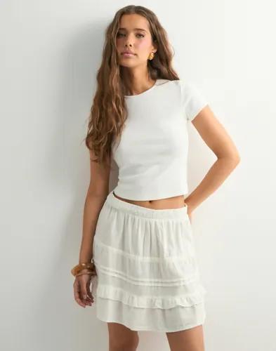 Vero Moda - Vit - Vmpretty Short Skirt Wvn Ga Noos 