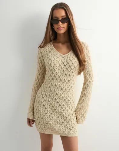 Vero Moda - Beige - Vmrani Ls V-Neck Short Knit Dress V 