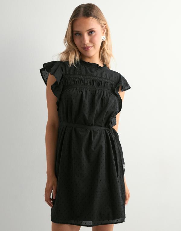 Vero Moda - Svart - Vmtrine Sl Short Lace Dress Wvn Ga 