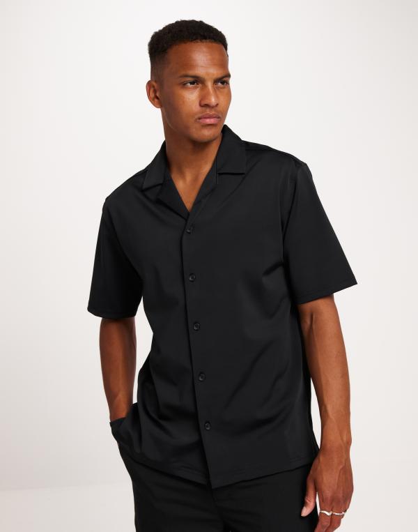 Brand Island Paz Shirt Kortärmade skjortor Svart 