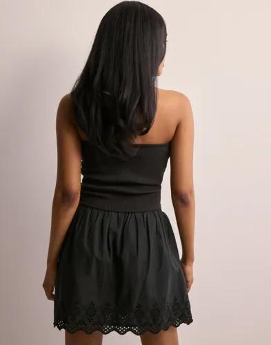 Only - Svart - Onllou Life Emb Flowy Skirt Ptm 