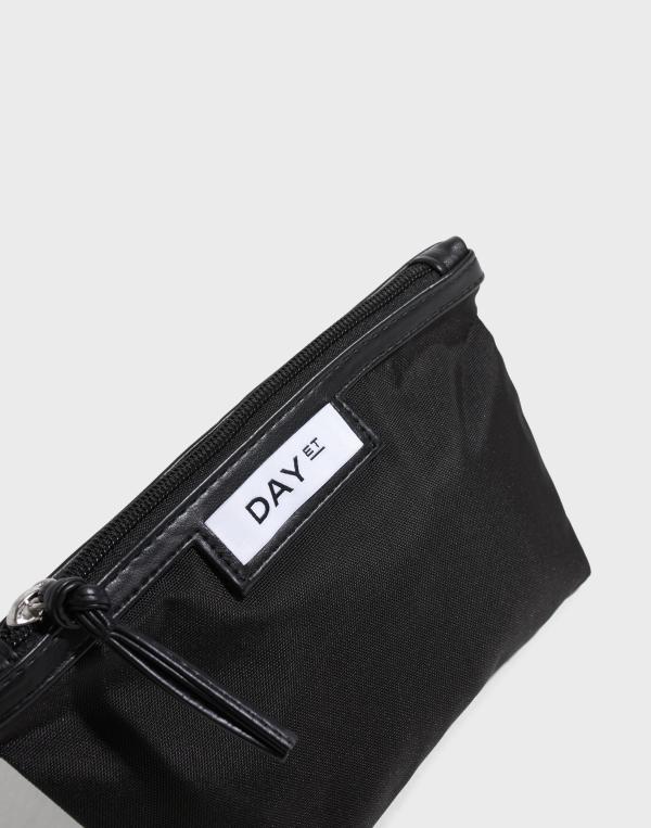 DAY ET - Svart - Day Gweneth RE-S Mini 