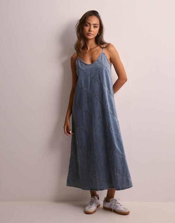 Only - Blå - Onldia Sl Cut Dnm Dress YOK344 