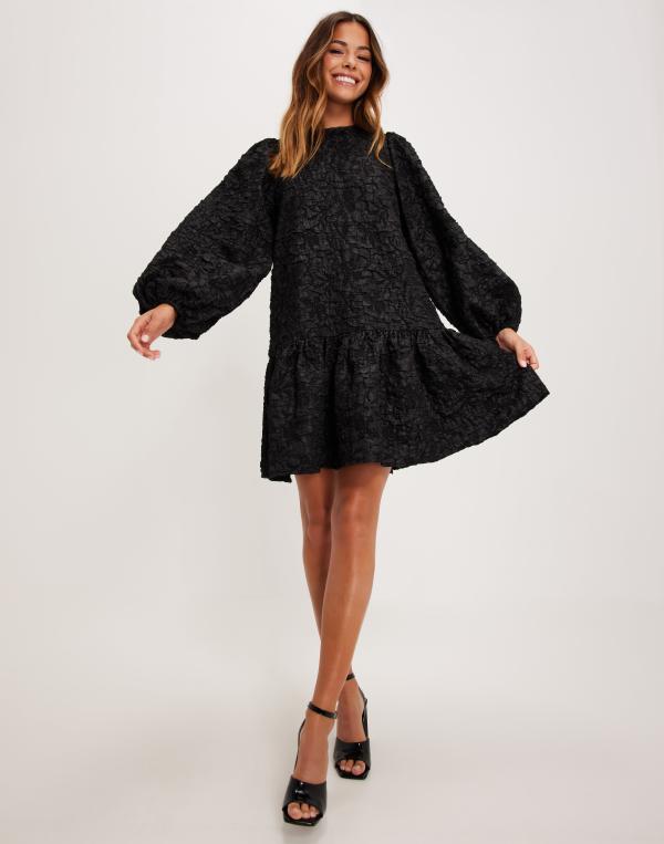 Pieces - Svart - Pcgretchen Ls Short Dress D2D Dmo 