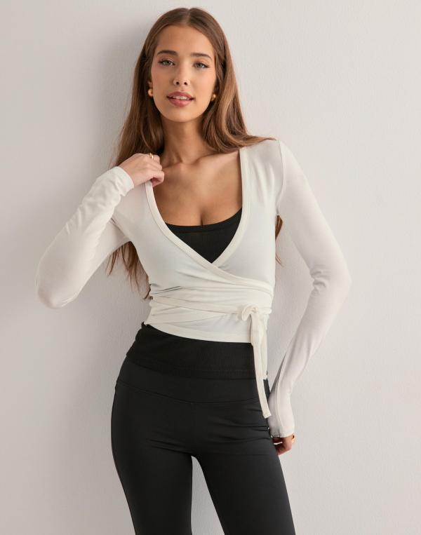 Nelly - Vit - Tie Wrap Soft Top 