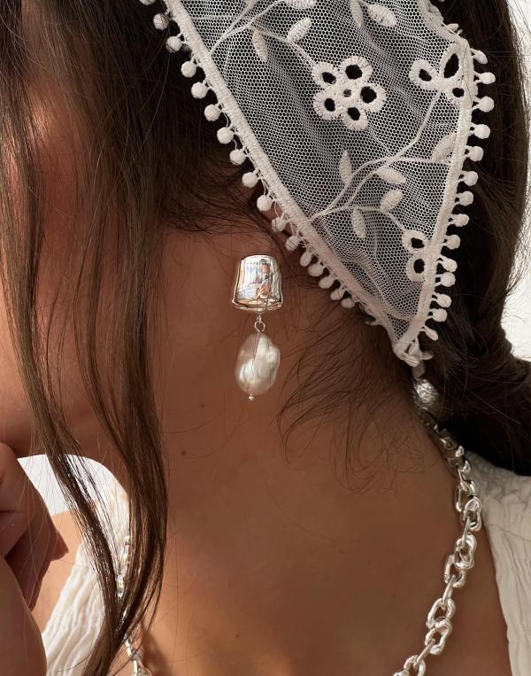 Muli Collection - Silver - Dune Pearl Earrings 