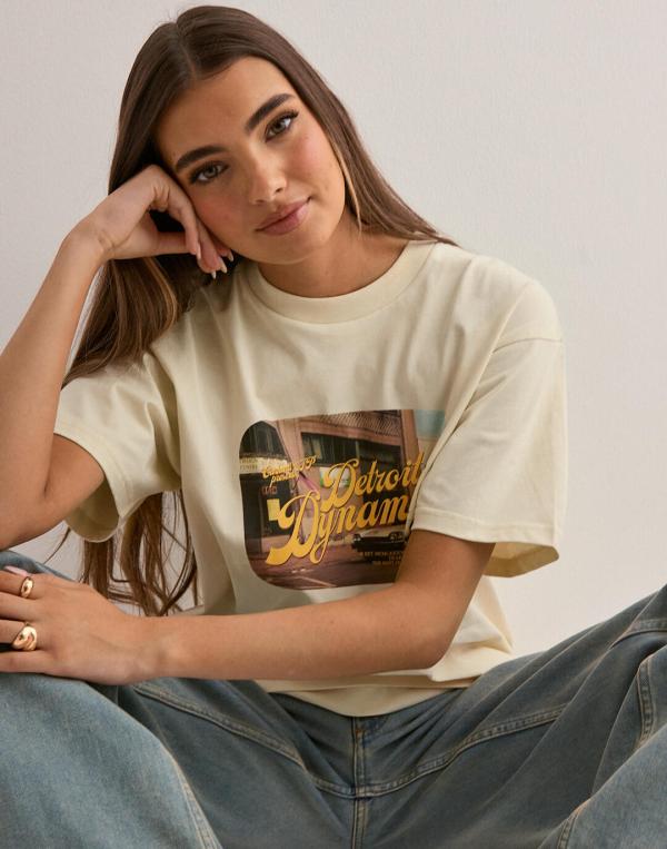 Carhartt WIP - Beige - S/S Greatest Flicks T-Shirt 