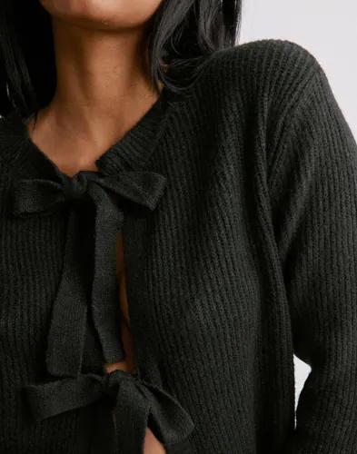 Pieces - Svart - Pcsilly Ls Reversible Tie Knit Noos 