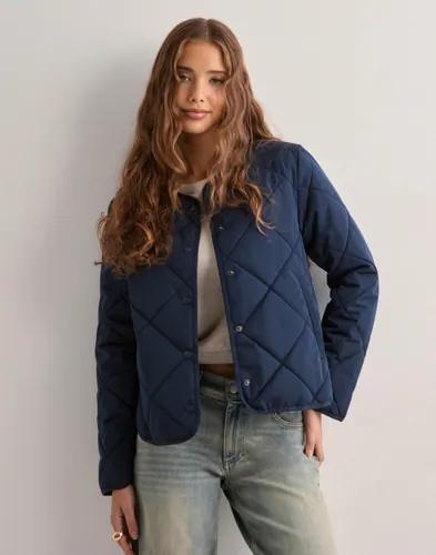 Nelly - Blå - Quilted Spring Jacket 