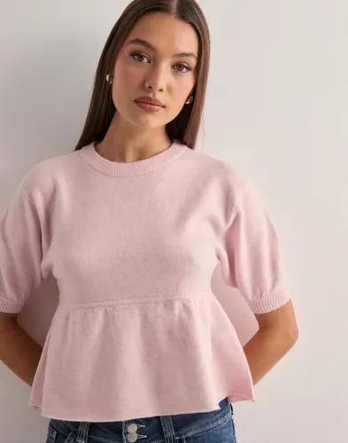 Nelly - Rosa - Peplum Knit Top 