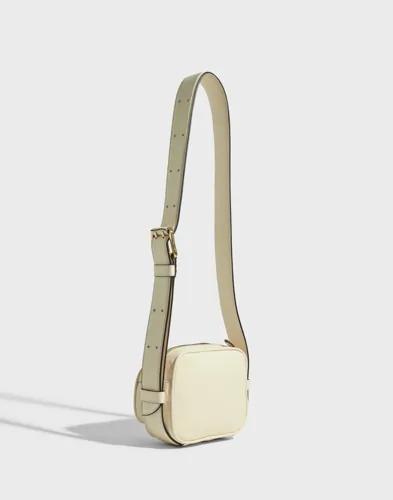 ATP ATELIER - Beige - Vicenza Nappa Shoulder Bag 