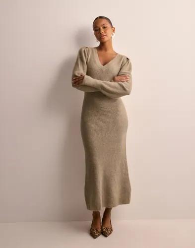 Vero Moda - Beige - Vmangalina Ls V-Neck 7/8 Knit Dress 