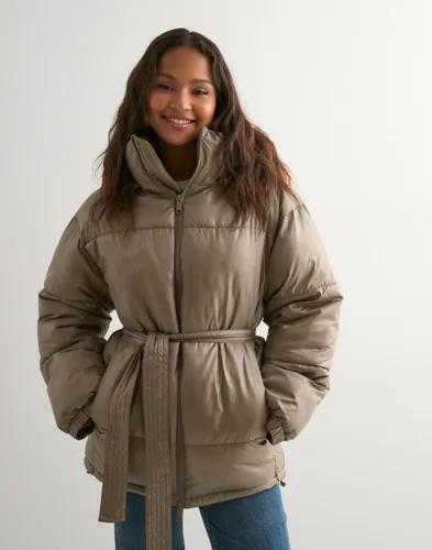 Nelly - Brun - Volume Precious Puffer Jacket 