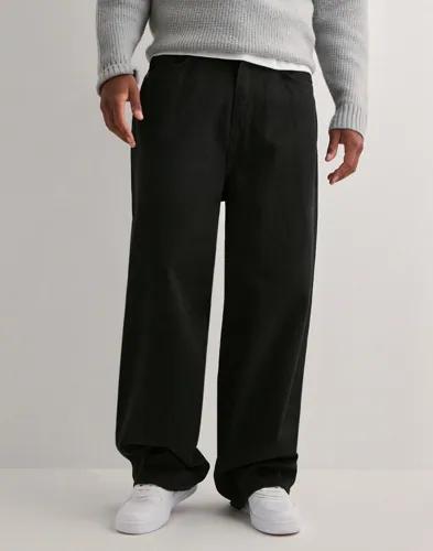 Only & Sons Onscarl Balloon Black 8874 Tai Dnm Loose fit jeans Svart 