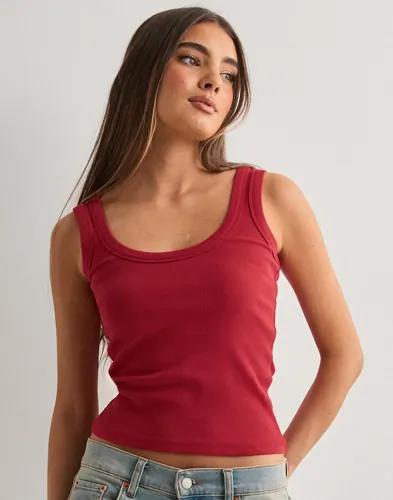 Nelly - Röd - My Best Rib Singlet 