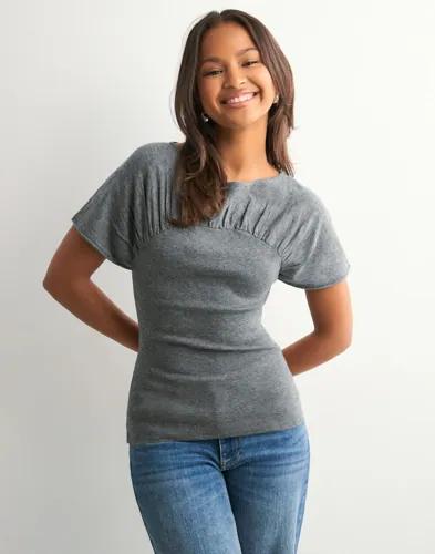Neo Noir - Grå - Anthea Knit Top 