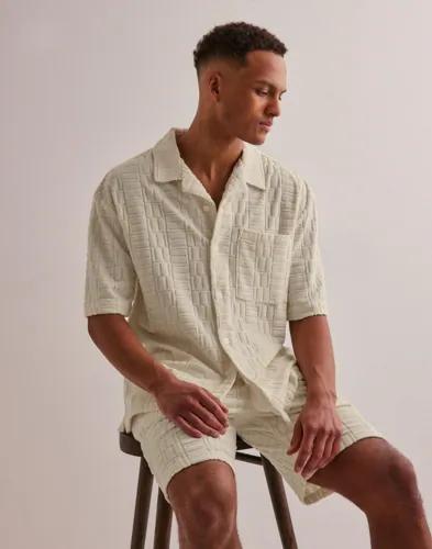 Brand Island Miguel Shirt Kortärmade skjortor Vit 