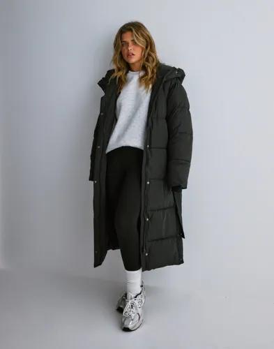 Nelly - Svart - Long Puffer Coat 