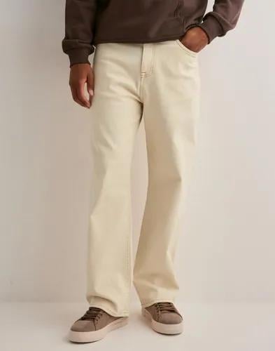 Se topplista för Jeans