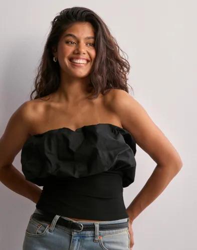 Nelly - Svart - Perfect Puffy Top 