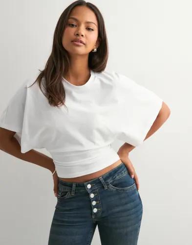Nelly - Vit - Round Neck Wide Sleeve Tee 