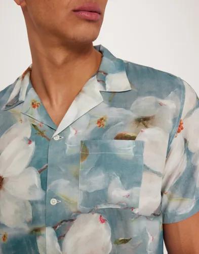 Ciszere Arlo flower print Kortärmade skjortor Multi/Mönstrad 