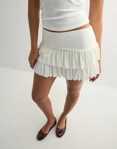 Nelly - Vit - Mini Frill Skirt 