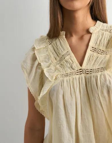 Neo Noir - Gul - Jayla S Voile Top