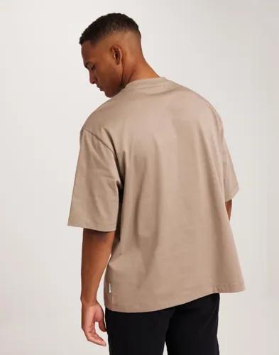 Only & Sons Onsmillenium Ovz Ss Tee Noos Oversized t-shirts Beige 