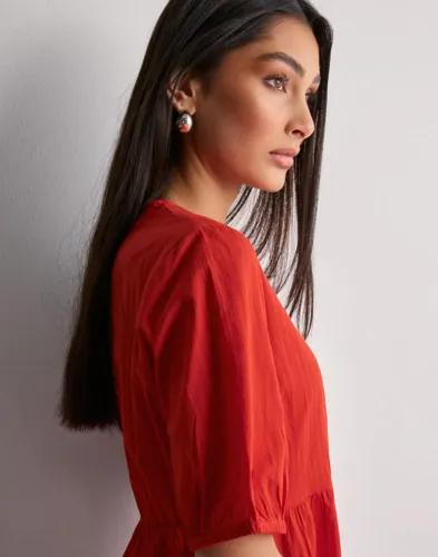Pieces - Röd - Pcmanon 2/4 Midi Dress 