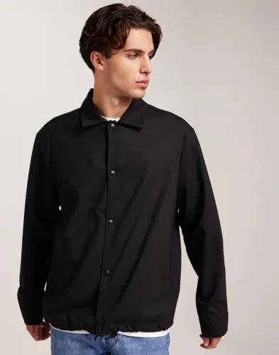 J Lindeberg Celian Coach Overshirt Overshirts Svart