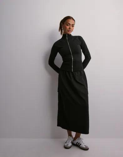 Pieces - Svart - Pcjobina Mw Midi Cargo Skirt Mm 