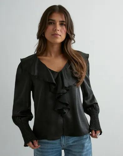 Vero Moda - Svart - Awbea Ls V-Neck Frill Blouse 