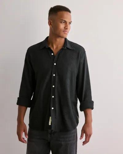 Woodbird WBYuzo knitted shirt Kortärmade skjortor Svart