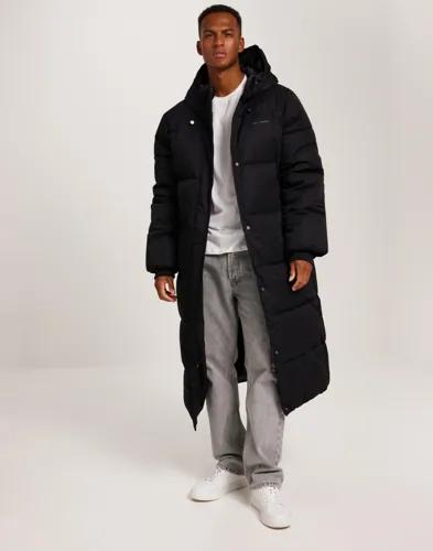 Daily Paper monogram puffer coat Puffer jackets Svart 