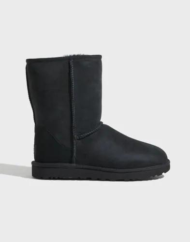 UGG - - W Classic Short II 