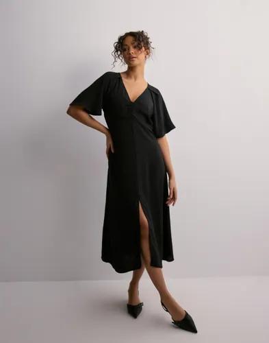 JDY - Svart - Jdydivya S/S Ruching Midi Dress Wvn 